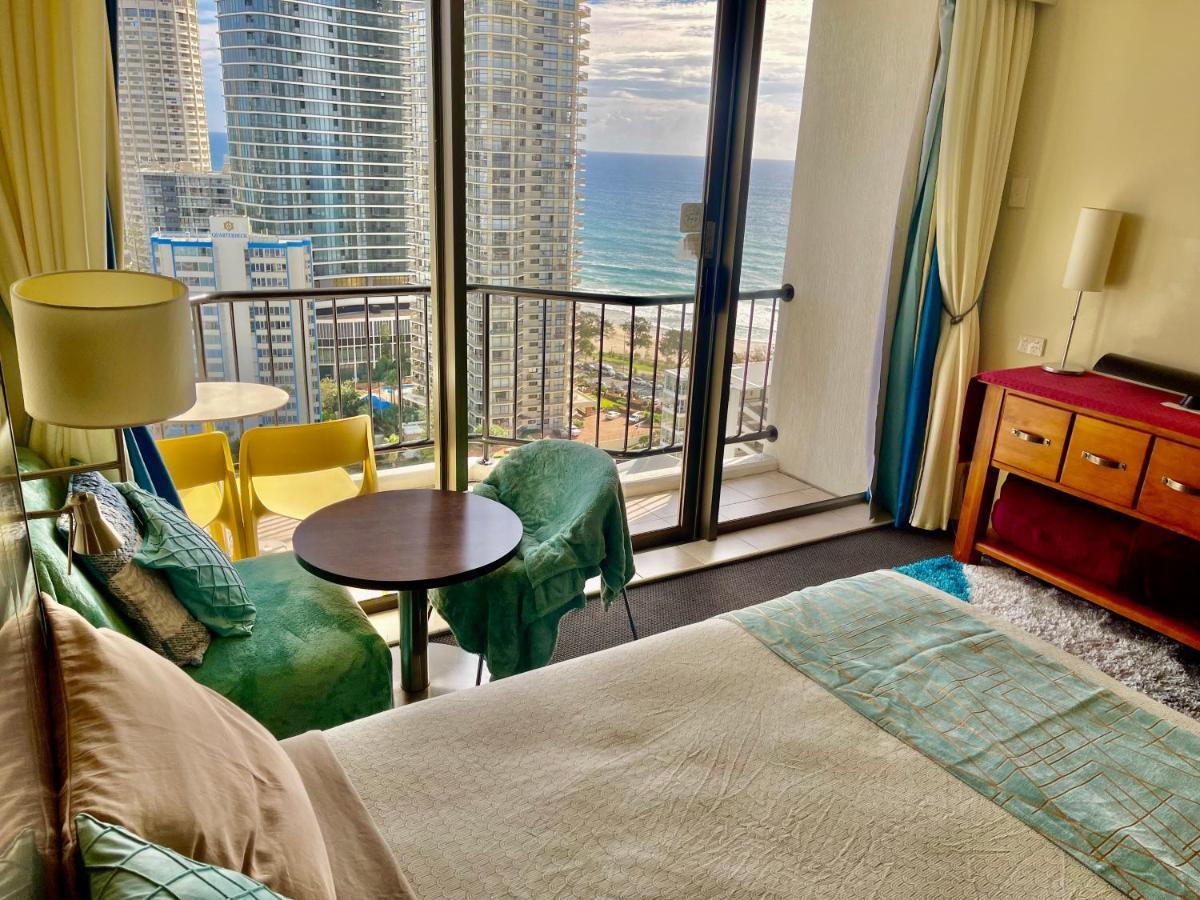 High Floor Ocean View At Surfers Paradise - Apartment *
